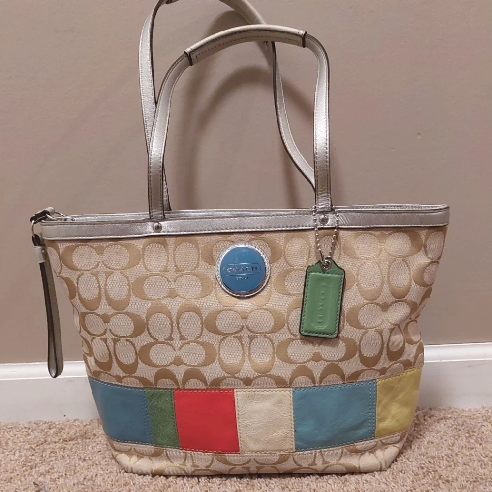 ❤️SALE! COACH Signature Stripe Muti Stripe Tote Bag